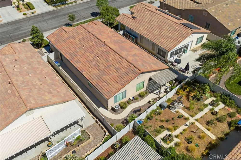 1467 Via Rojas Hemet, CA 92545