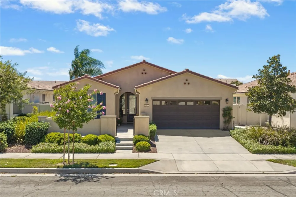 1467 Via Rojas Hemet, CA 92545