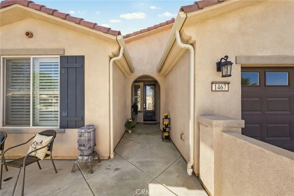 1467 Via Rojas Hemet, CA 92545