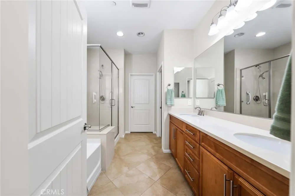 1467 Via Rojas Hemet, CA 92545
