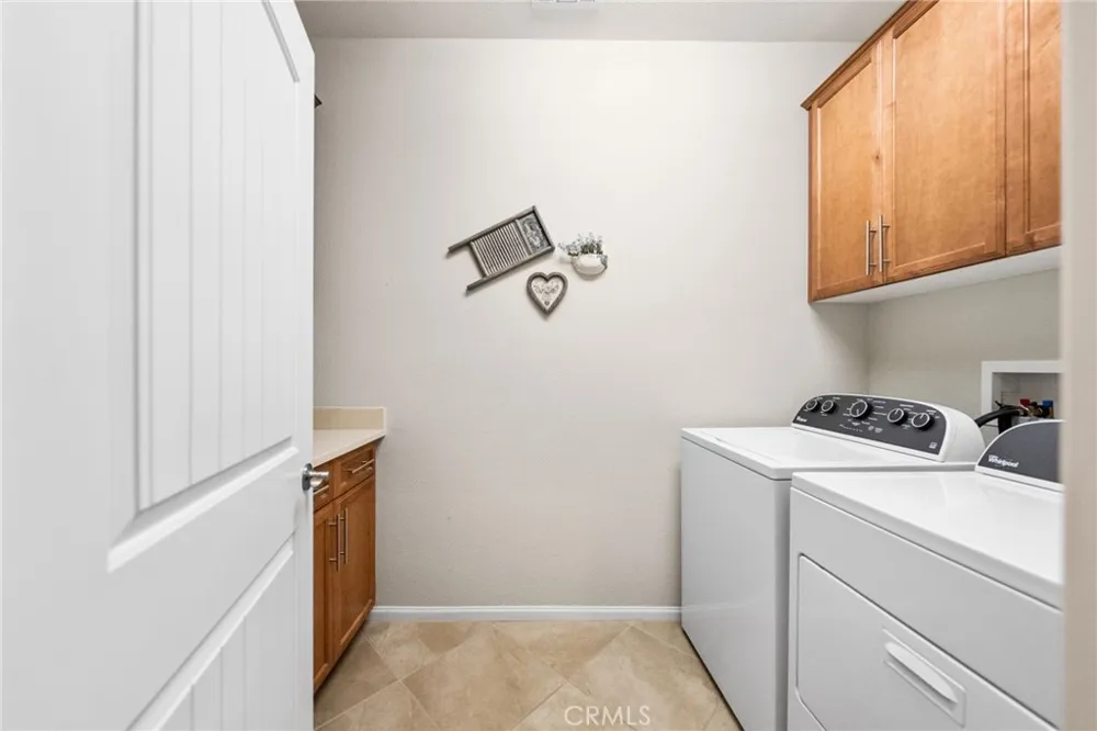 1467 Via Rojas Hemet, CA 92545
