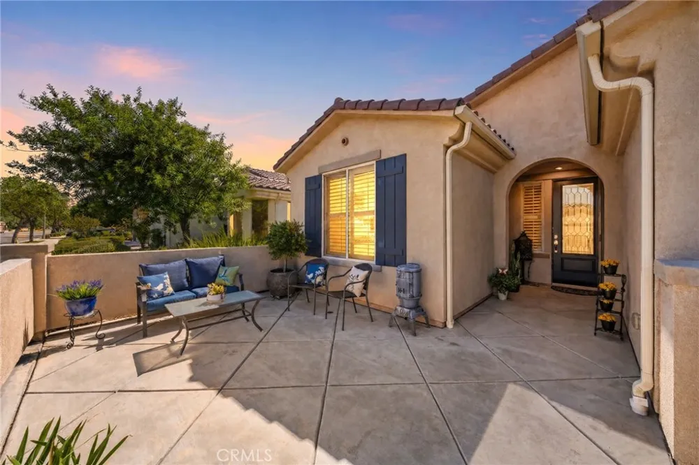 1467 Via Rojas Hemet, CA 92545
