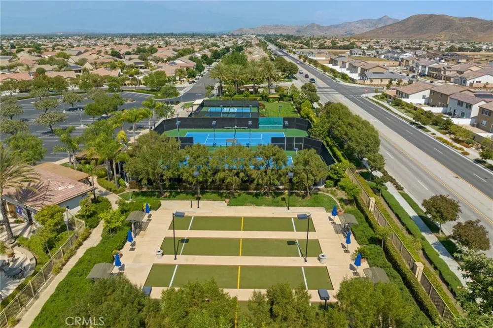 1467 Via Rojas Hemet, CA 92545