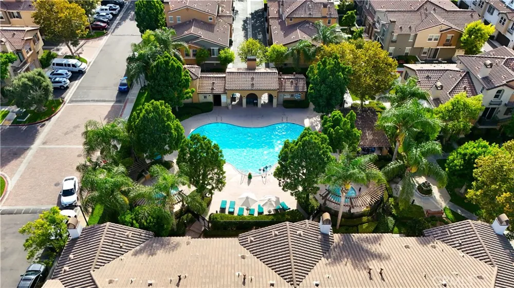 6397 Marbella Eastvale, CA 91752