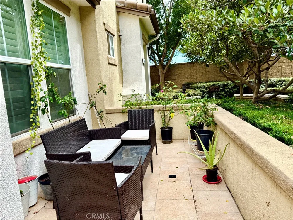 6397 Marbella Eastvale, CA 91752
