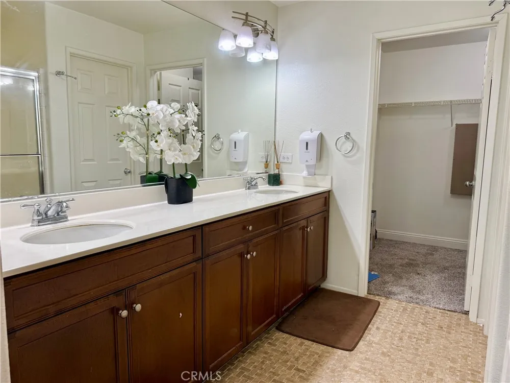 6397 Marbella Eastvale, CA 91752