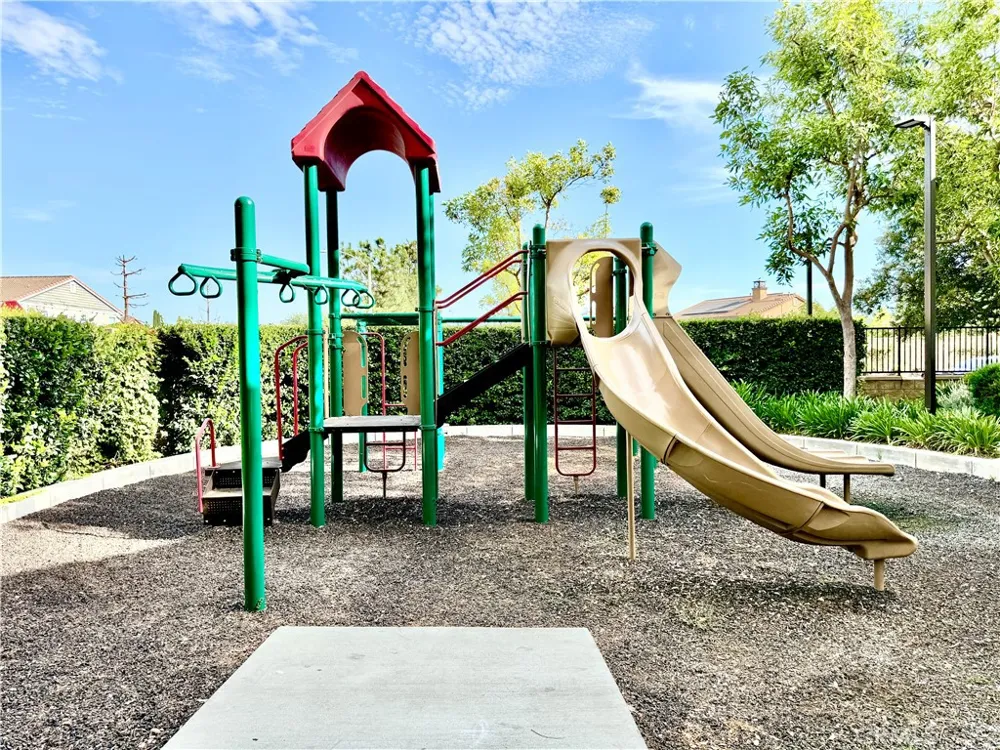 6397 Marbella Eastvale, CA 91752