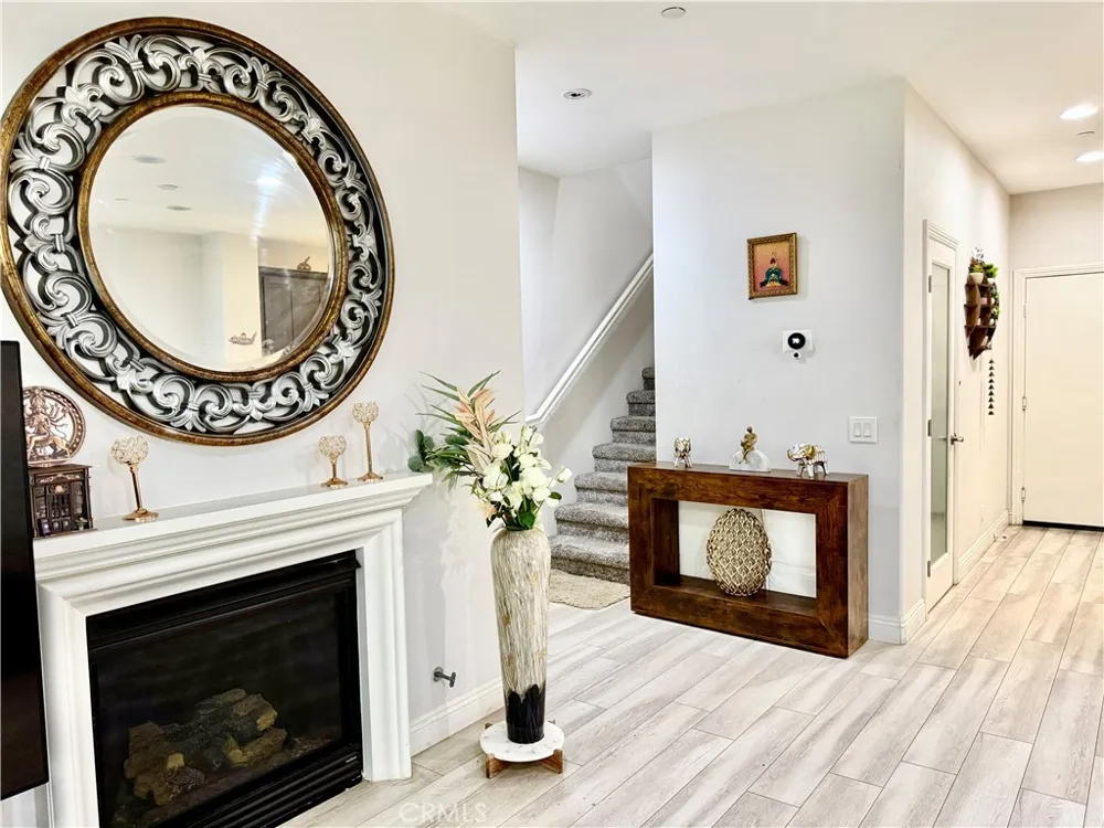 6397 Marbella Eastvale, CA 91752