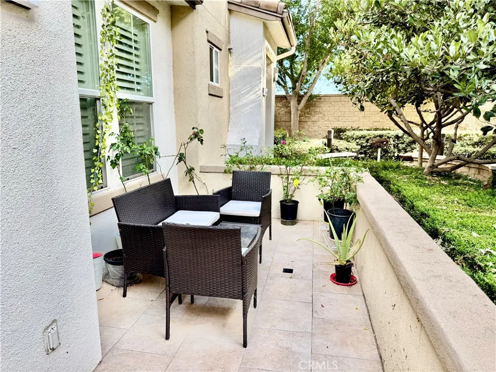 6397 Marbella Eastvale, CA 91752