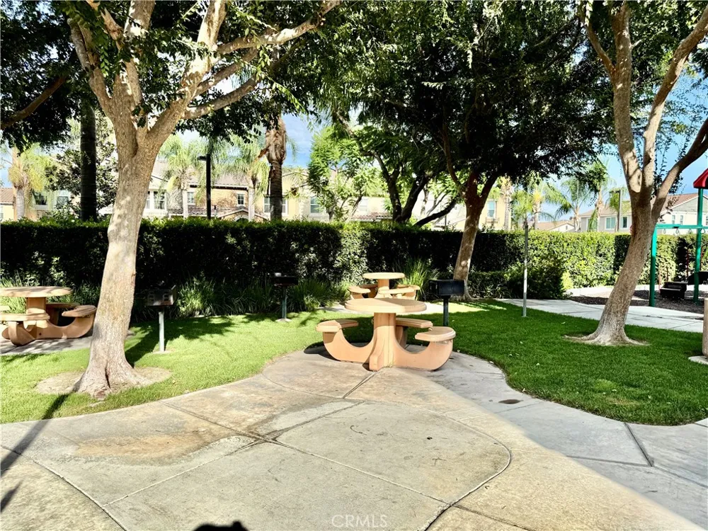 6397 Marbella Eastvale, CA 91752
