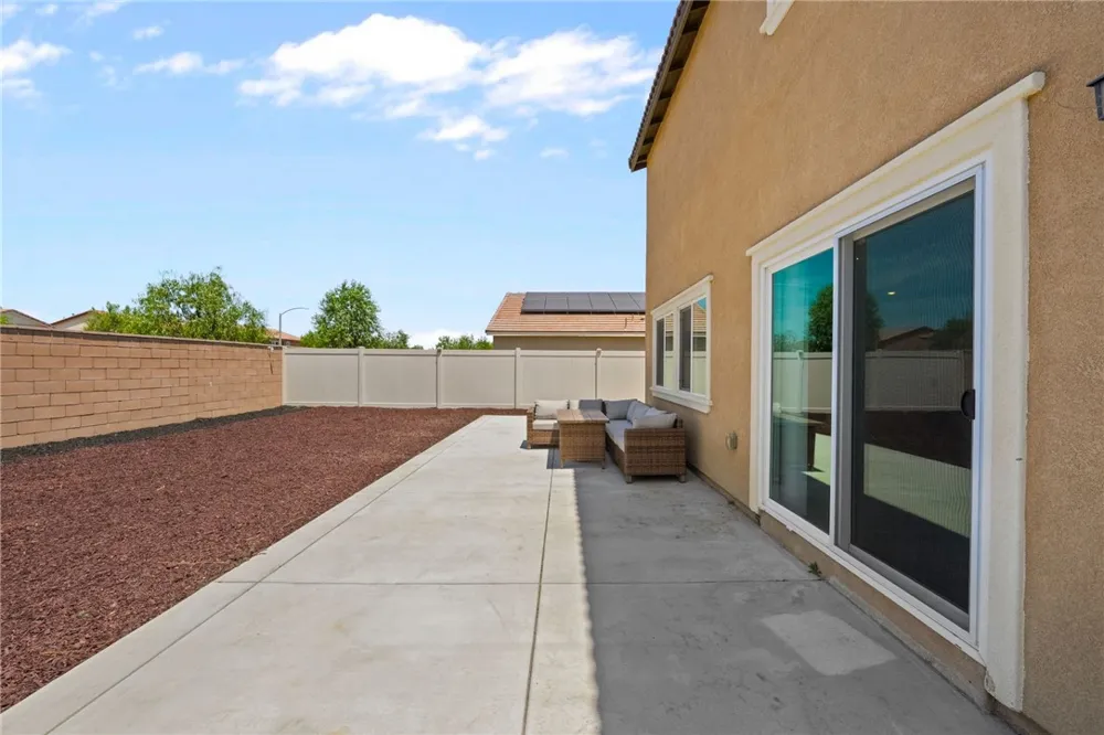 1385 Caprice Court Hemet, CA 92543
