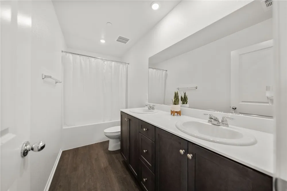 1385 Caprice Court Hemet, CA 92543