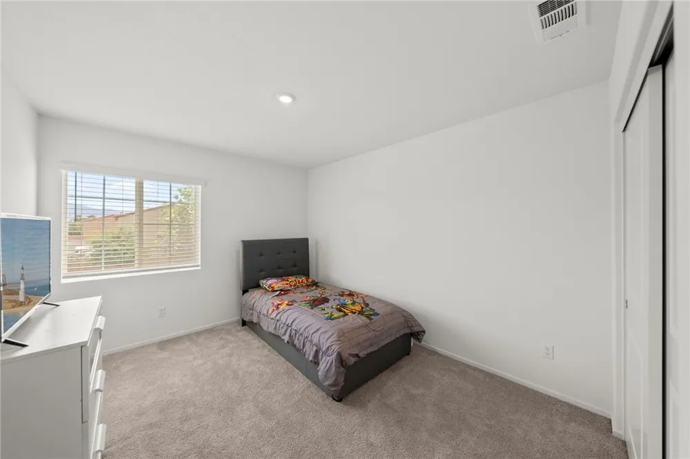 1385 Caprice Court Hemet, CA 92543