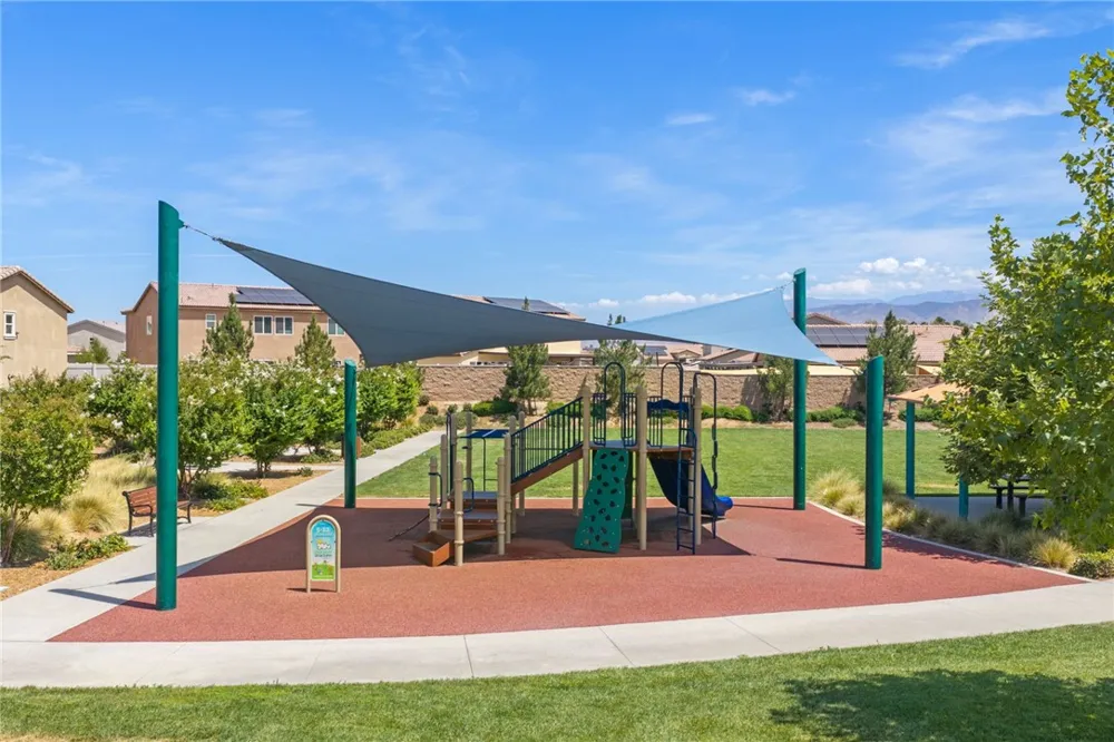 1385 Caprice Court Hemet, CA 92543