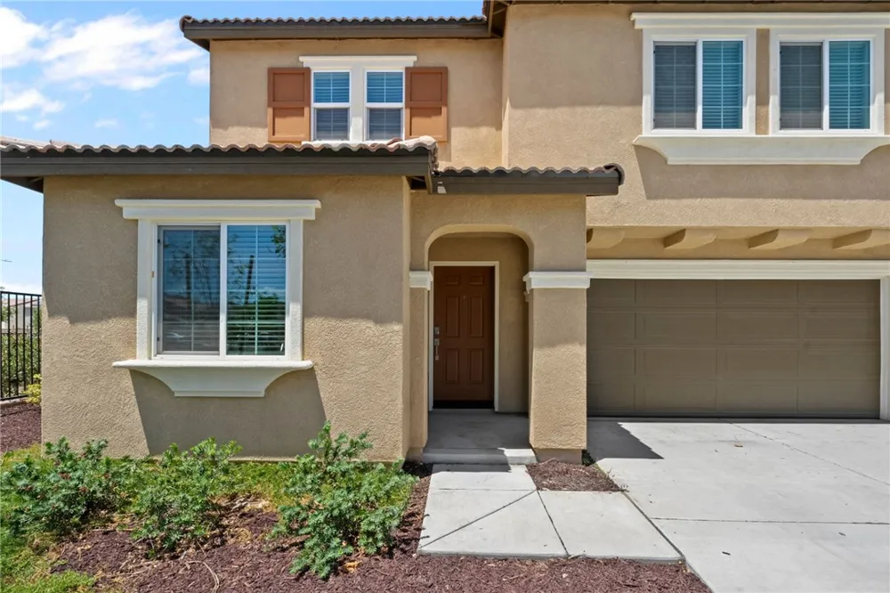 1385 Caprice Court Hemet, CA 92543