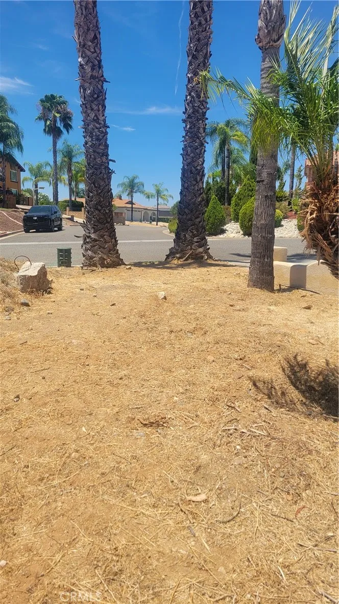 30450 Sparkle Drive Canyon Lake, CA 92587