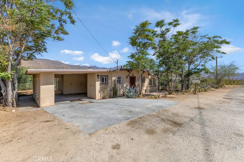 49438 Conejo Road Morongo Valley, CA 92256
