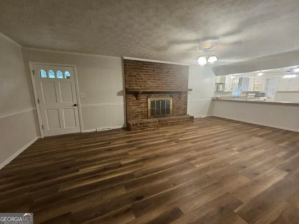 38 Ridgeview DR SE Silver Creek, GA 30173
