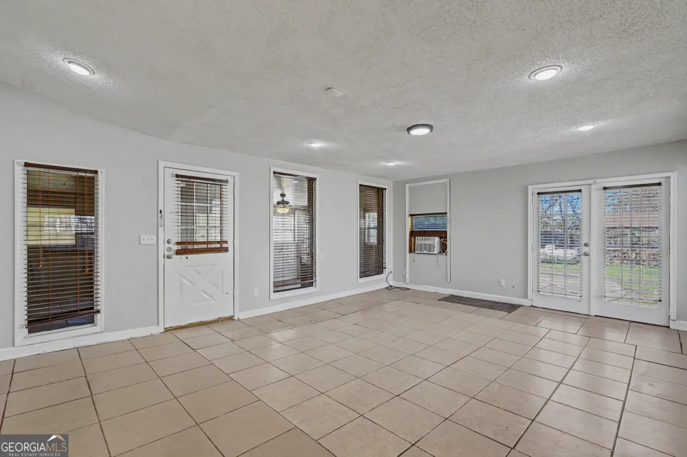 1708 Armory DR Americus, GA 31719