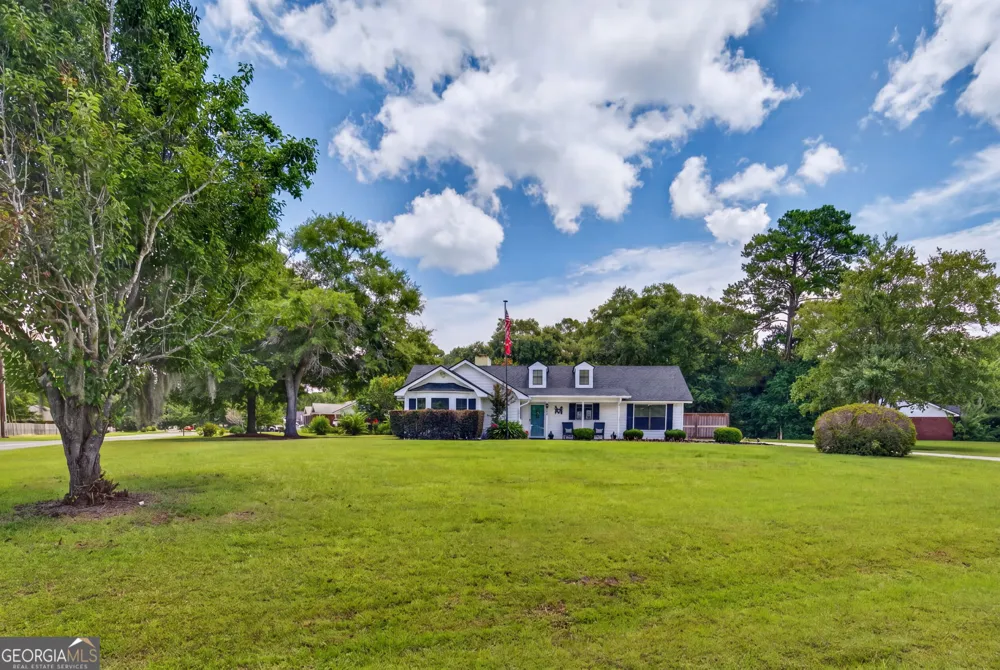 385 Lemans DR Bloomingdale, GA 31302