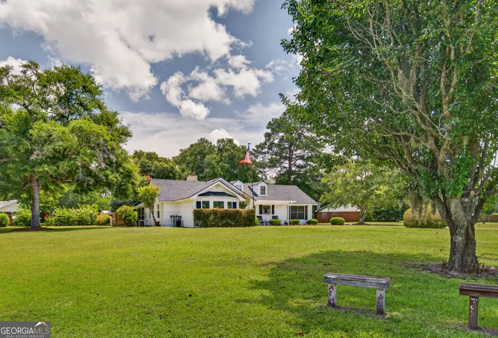 385 Lemans DR Bloomingdale, GA 31302
