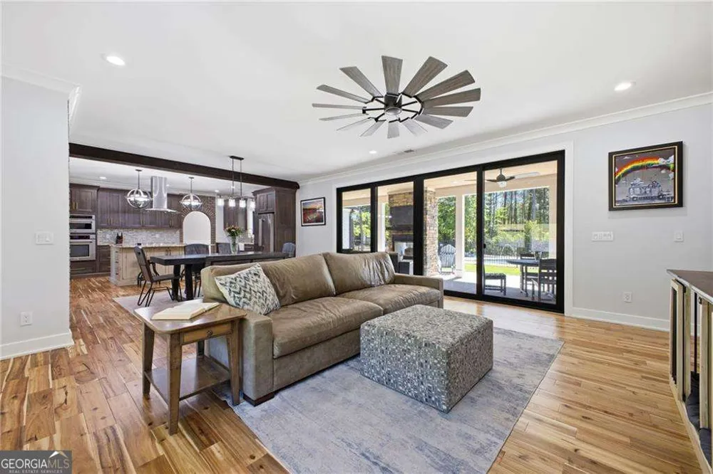 16 Mountain Creek TRL NE Fairmount, GA 30139