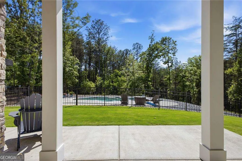16 Mountain Creek TRL NE Fairmount, GA 30139