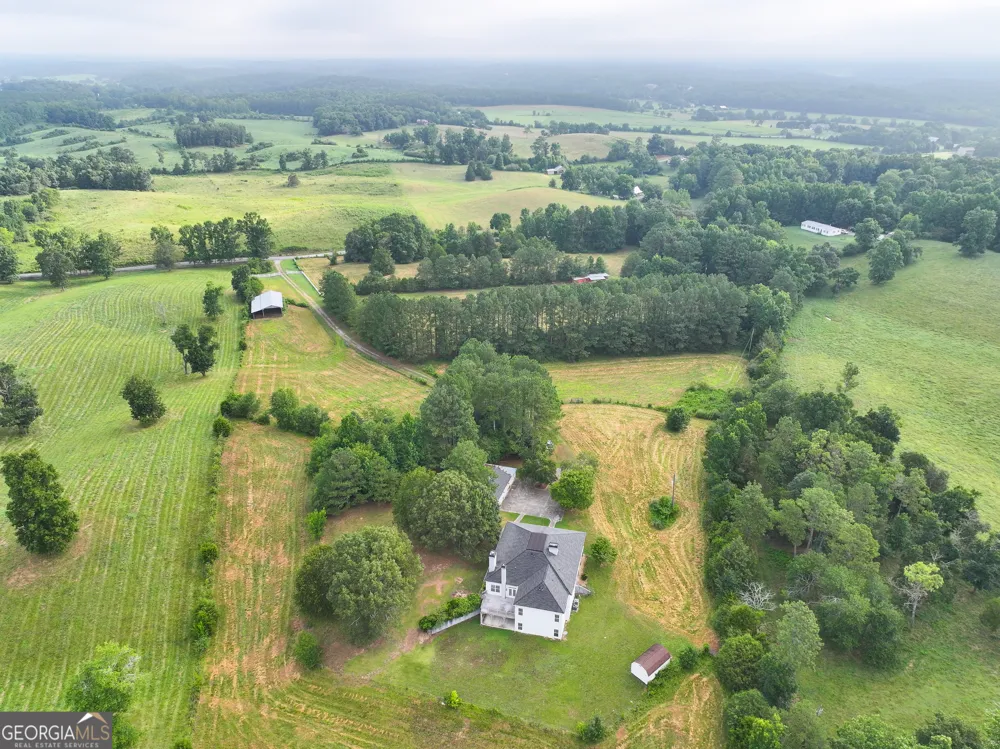 135 Evans RD NW Rydal, GA 30171