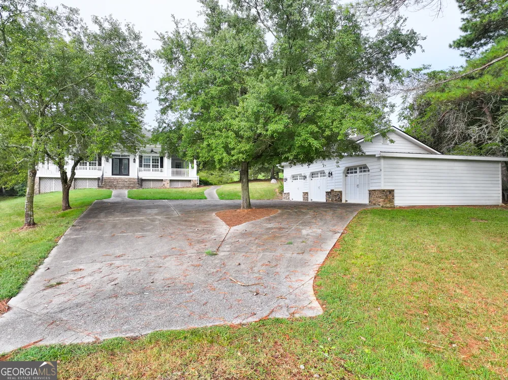 135 Evans RD NW Rydal, GA 30171