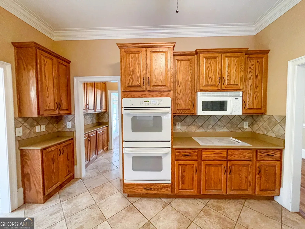 135 Evans RD NW Rydal, GA 30171