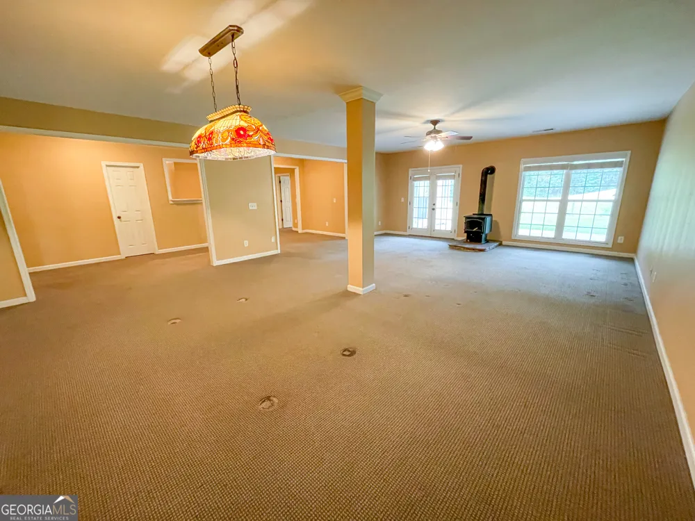 135 Evans RD NW Rydal, GA 30171