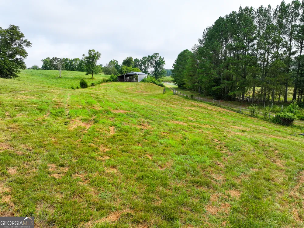135 Evans RD NW Rydal, GA 30171