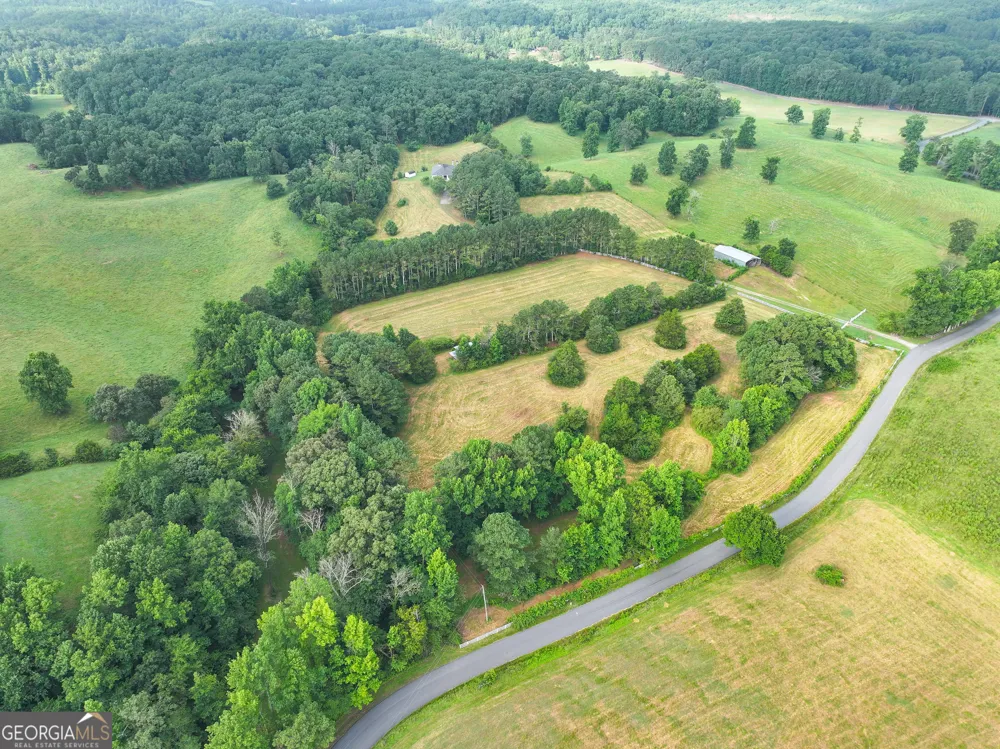 135 Evans RD NW Rydal, GA 30171