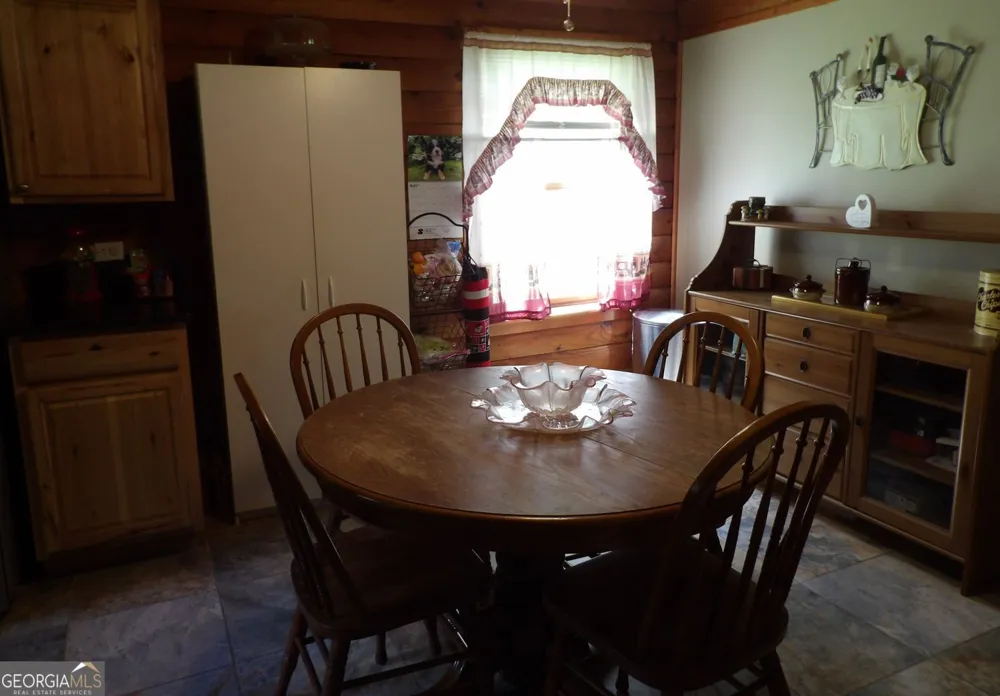3096 Campground RD Winston, GA 30187