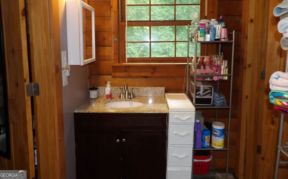 3096 Campground RD Winston, GA 30187