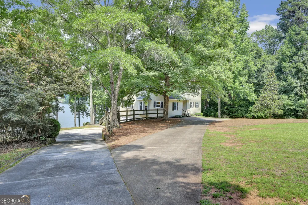 125 Cardinal PT Monticello, GA 31064