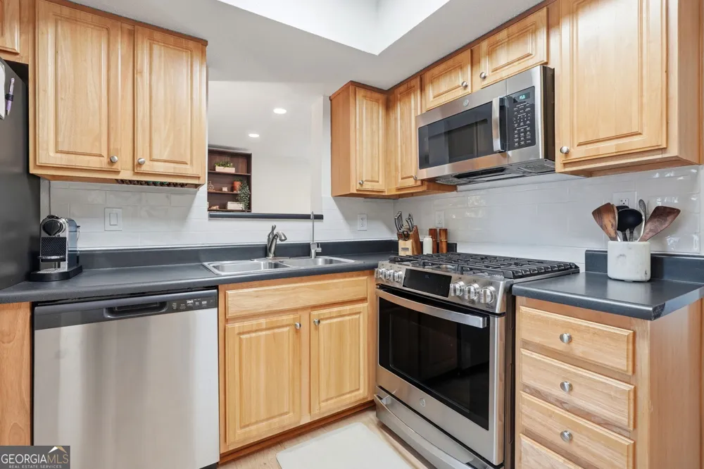 3301 Henderson Mill RD Chamblee, GA 30341