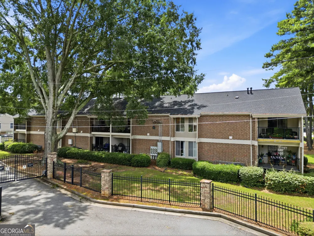 3301 Henderson Mill RD Chamblee, GA 30341