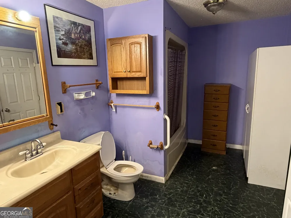 134 Brandy CT Sparks, GA 31647