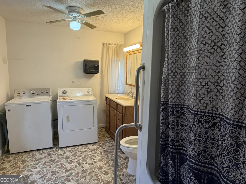 134 Brandy CT Sparks, GA 31647