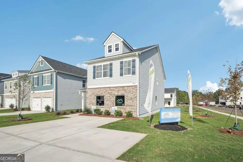 102 Vickers Point DR Fairburn, GA 30213