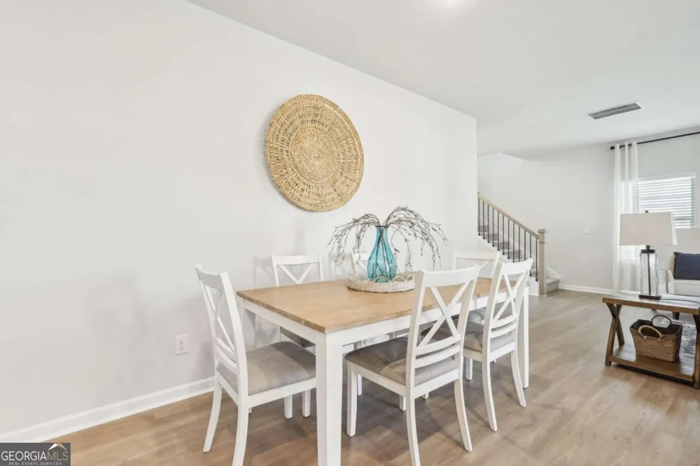 102 Vickers Point DR Fairburn, GA 30213