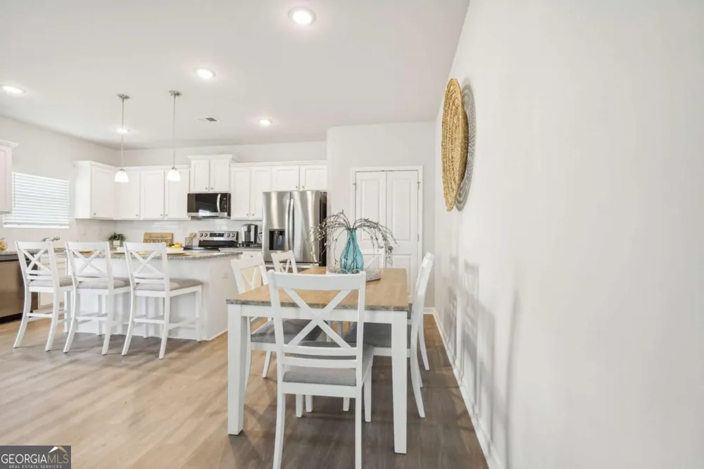 102 Vickers Point DR Fairburn, GA 30213