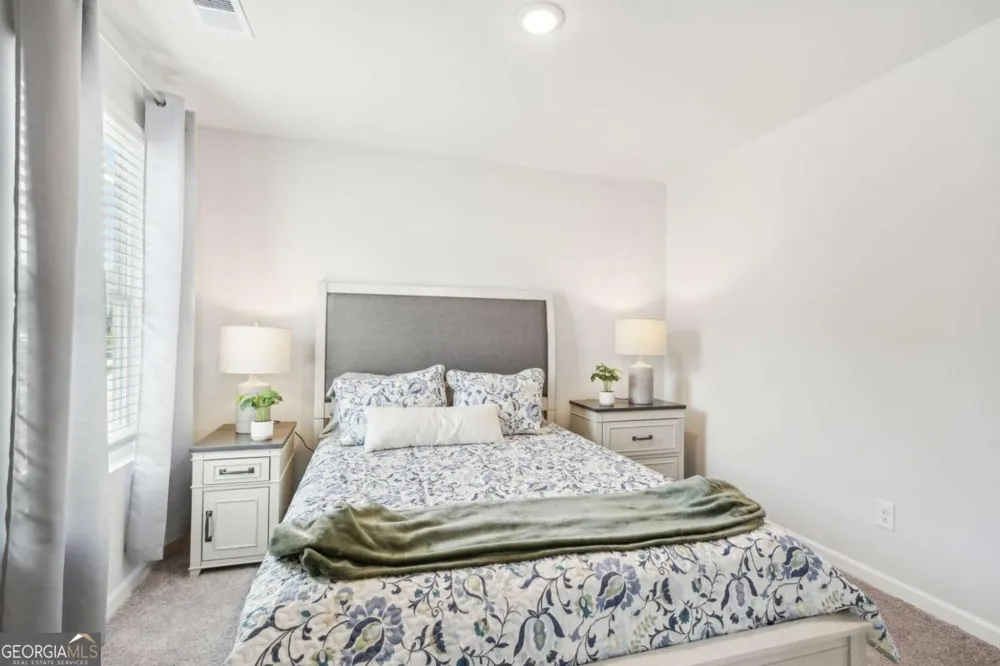 102 Vickers Point DR Fairburn, GA 30213