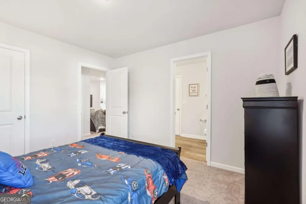 102 Vickers Point DR Fairburn, GA 30213