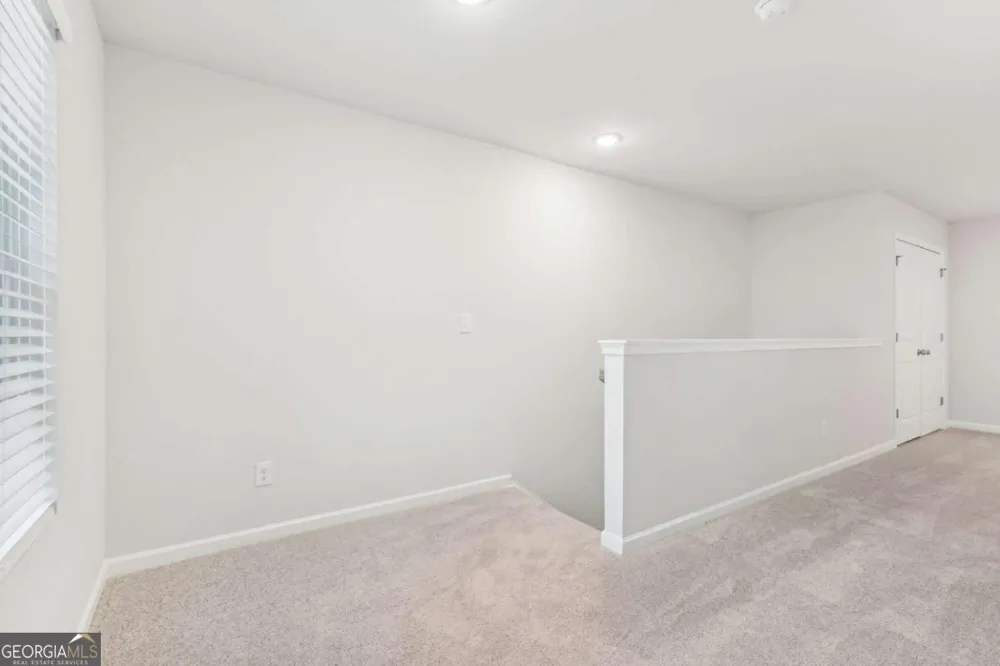 102 Vickers Point DR Fairburn, GA 30213