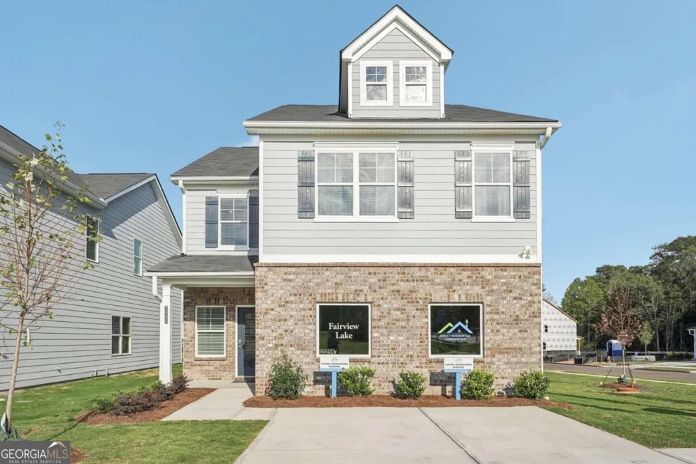 102 Vickers Point DR Fairburn, GA 30213