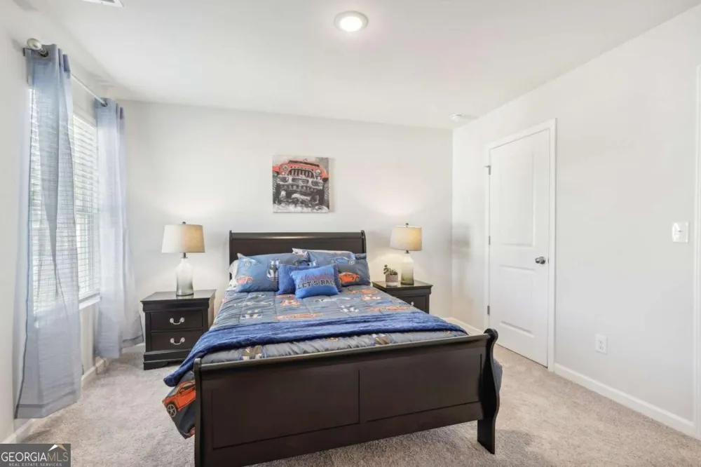 102 Vickers Point DR Fairburn, GA 30213