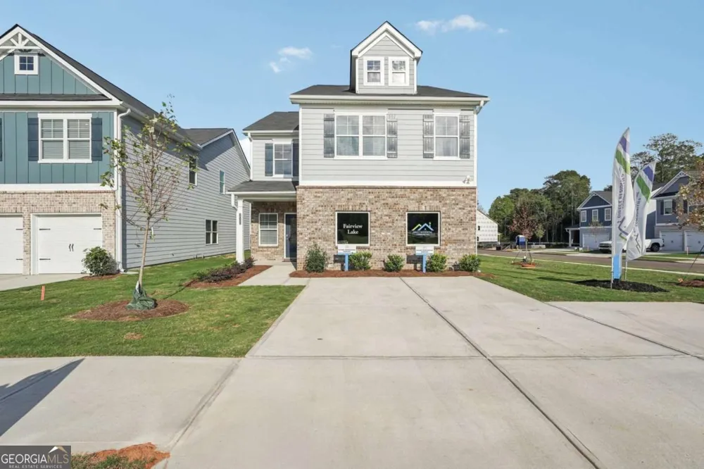 102 Vickers Point DR Fairburn, GA 30213