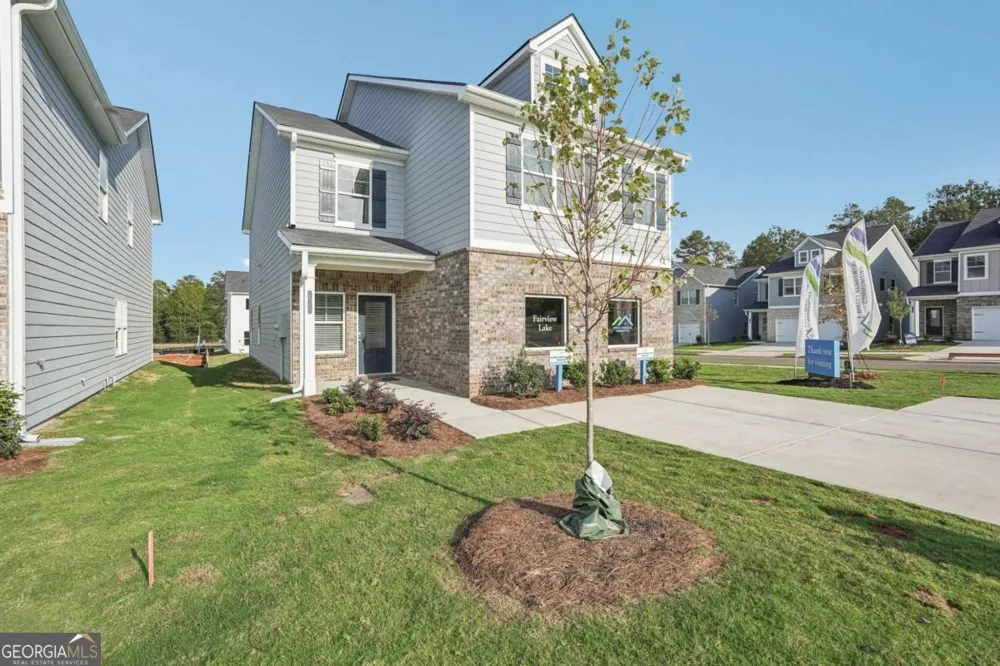 102 Vickers Point DR Fairburn, GA 30213